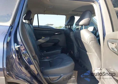 2023 Toyota Highlander Xle z USA, uszkodzony, nr VIN 5TDKDRAH4PS041440